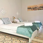 HdM: Hospédate en la mejor zona de Sevilla!