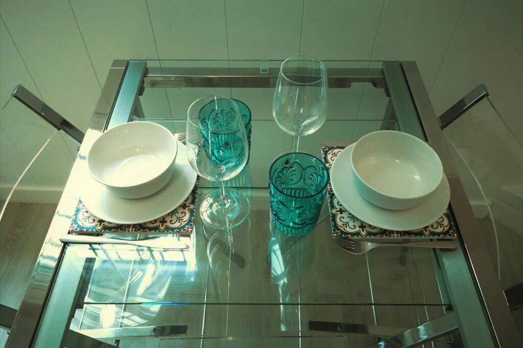 Hdm: Hospédate En La Mejor Zona De Sevilla! Apartamento *